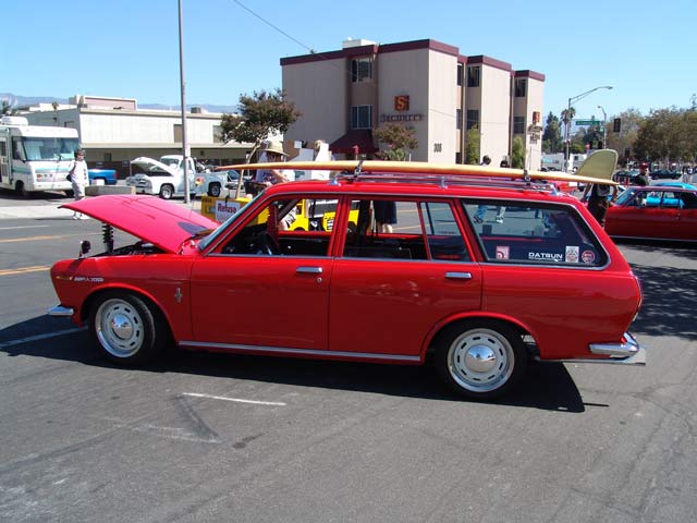 webassets/datsunWagon.jpg